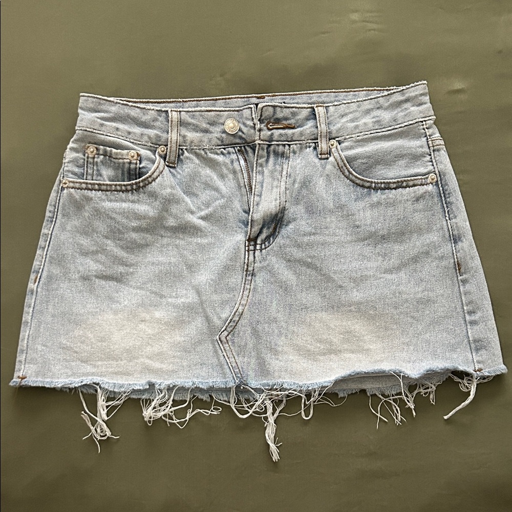 WHITEFOX Denim Frayed Hem Mini Skirt